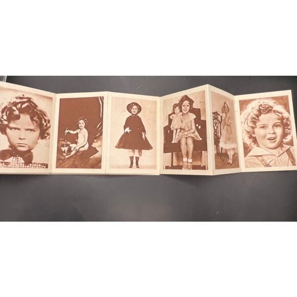 1930's Spanish Shirley Temple Photo Album Fold Out 30 Photos, Heidi, Curly Top - Picture 7 of 9